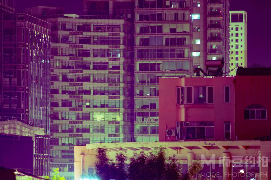 夜景模特