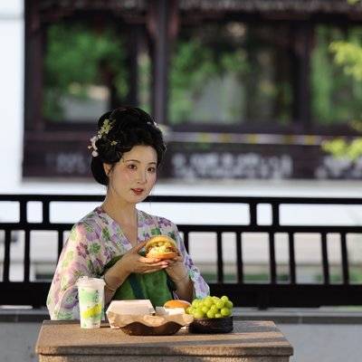 汉服模特