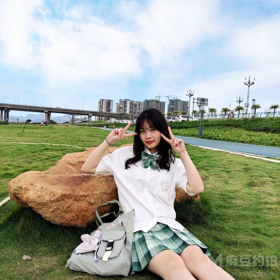 校园模特