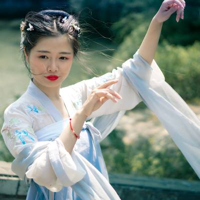 汉服模特