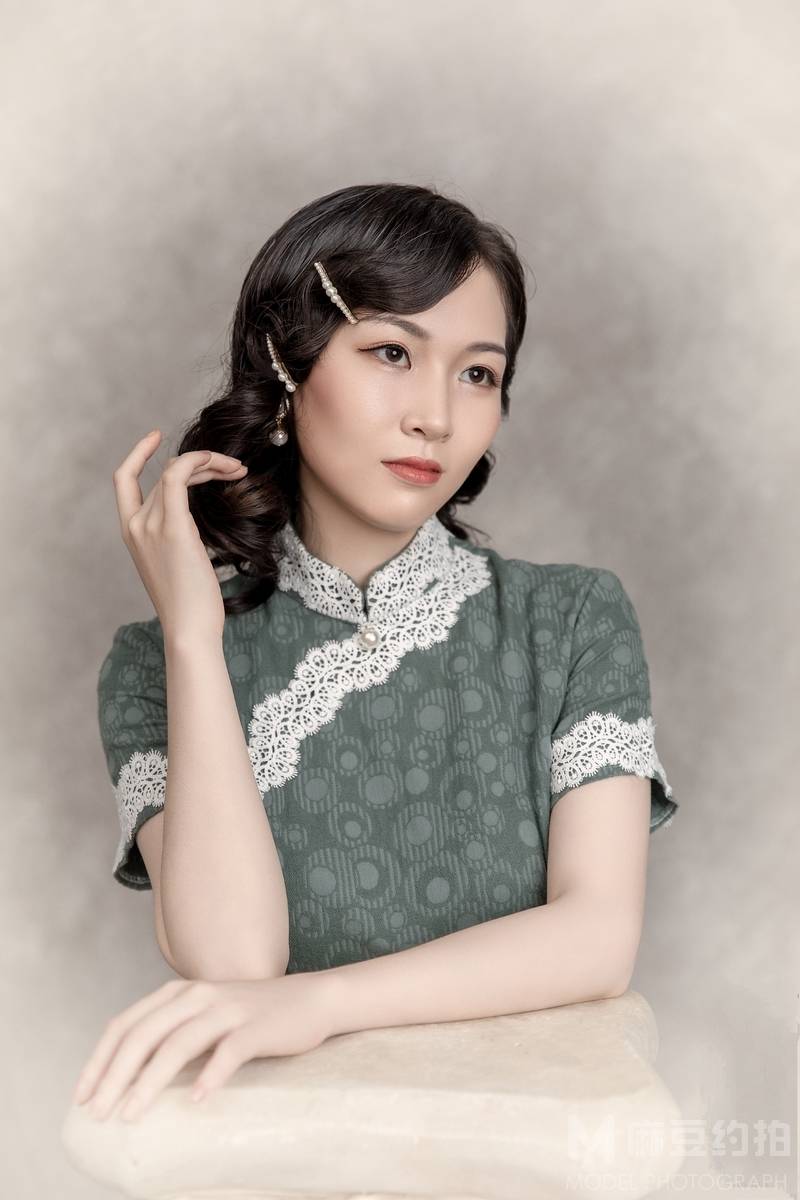 民国模特