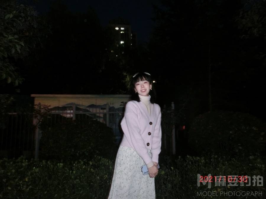 夜景模特
