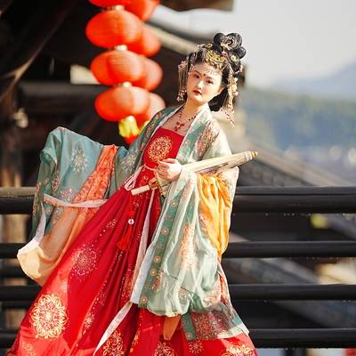 汉服模特