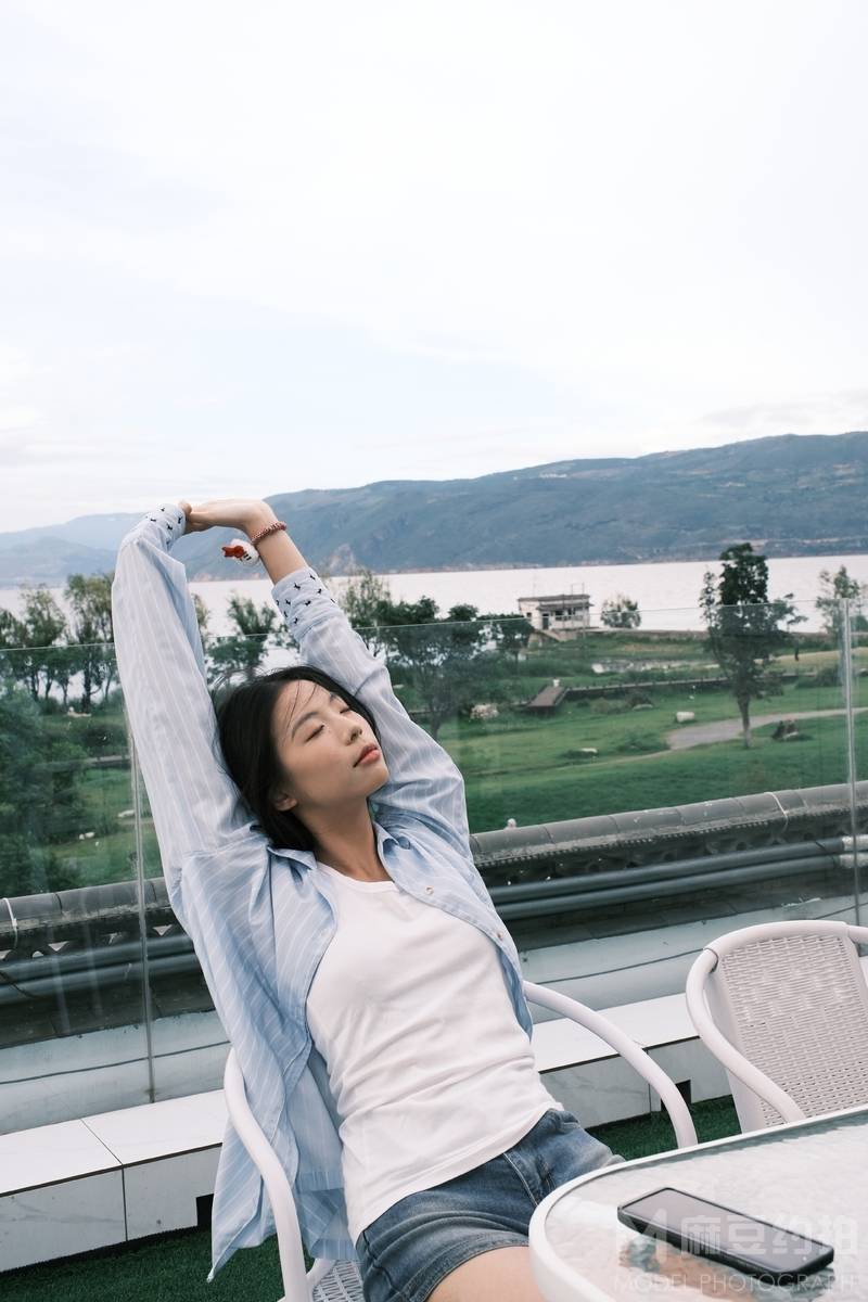 清新模特