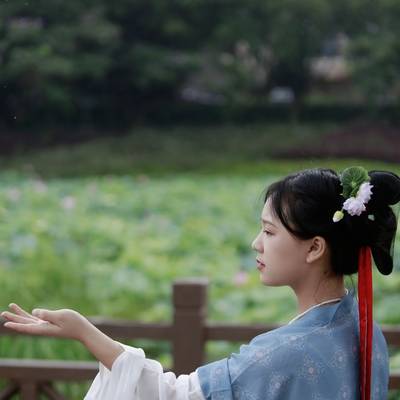 汉服模特