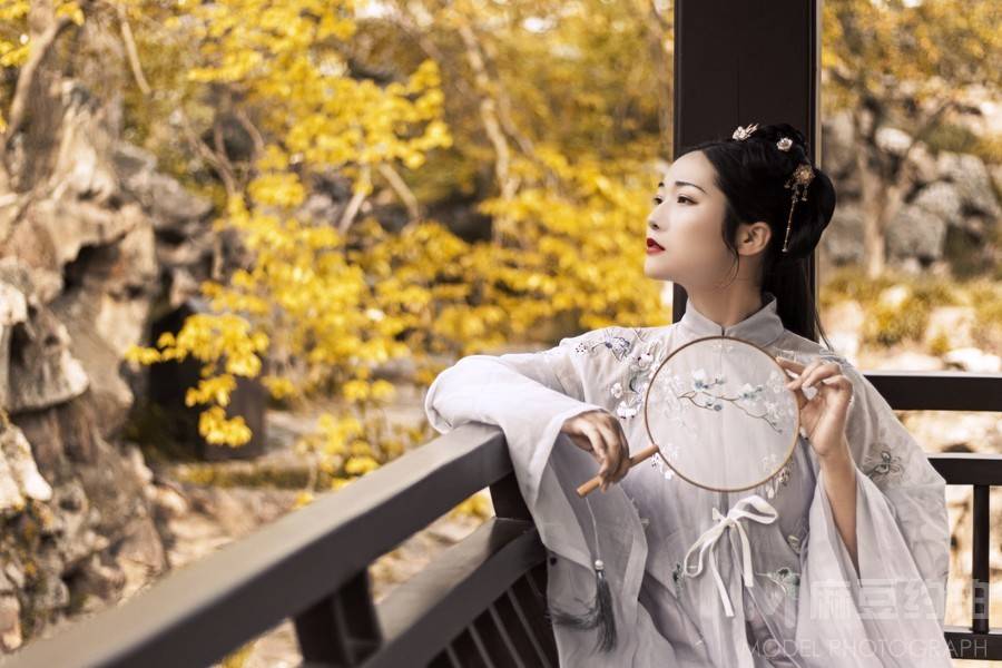 汉服模特