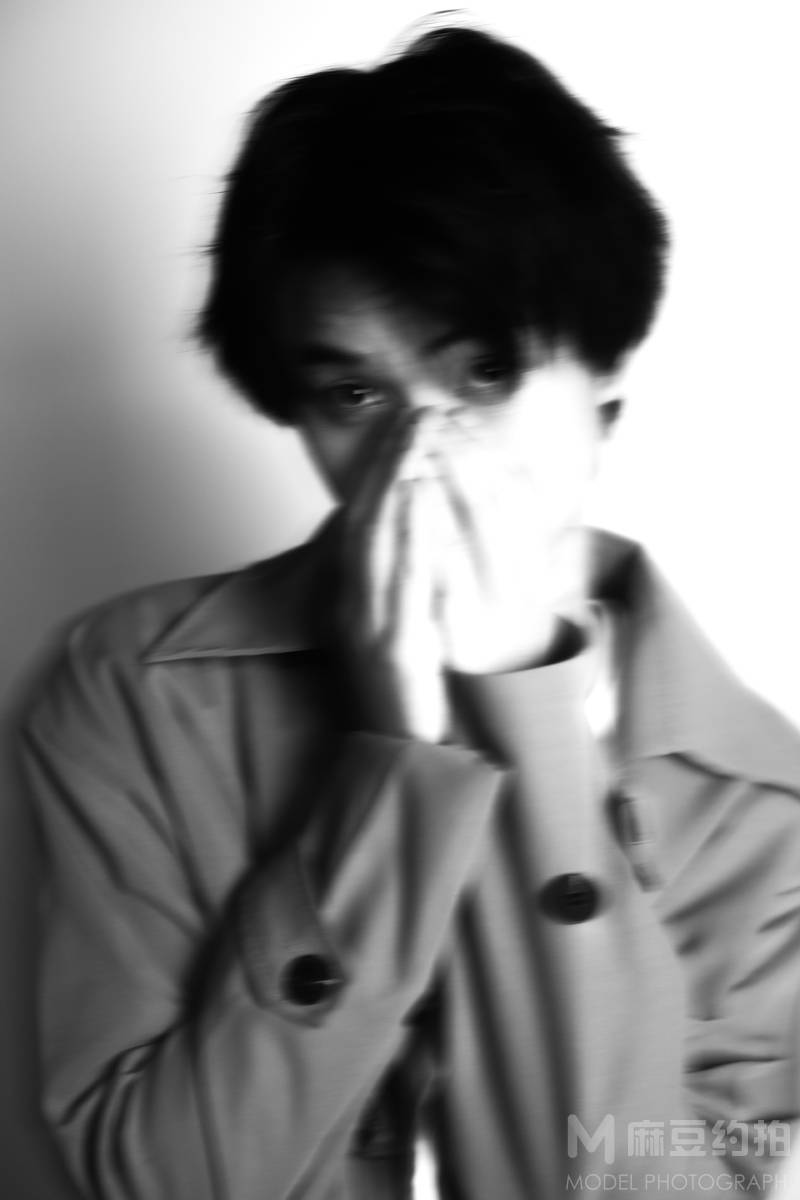 情绪模特