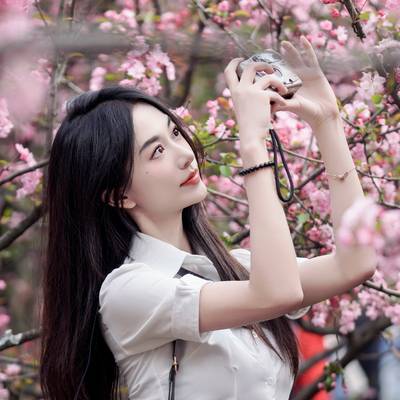校园模特