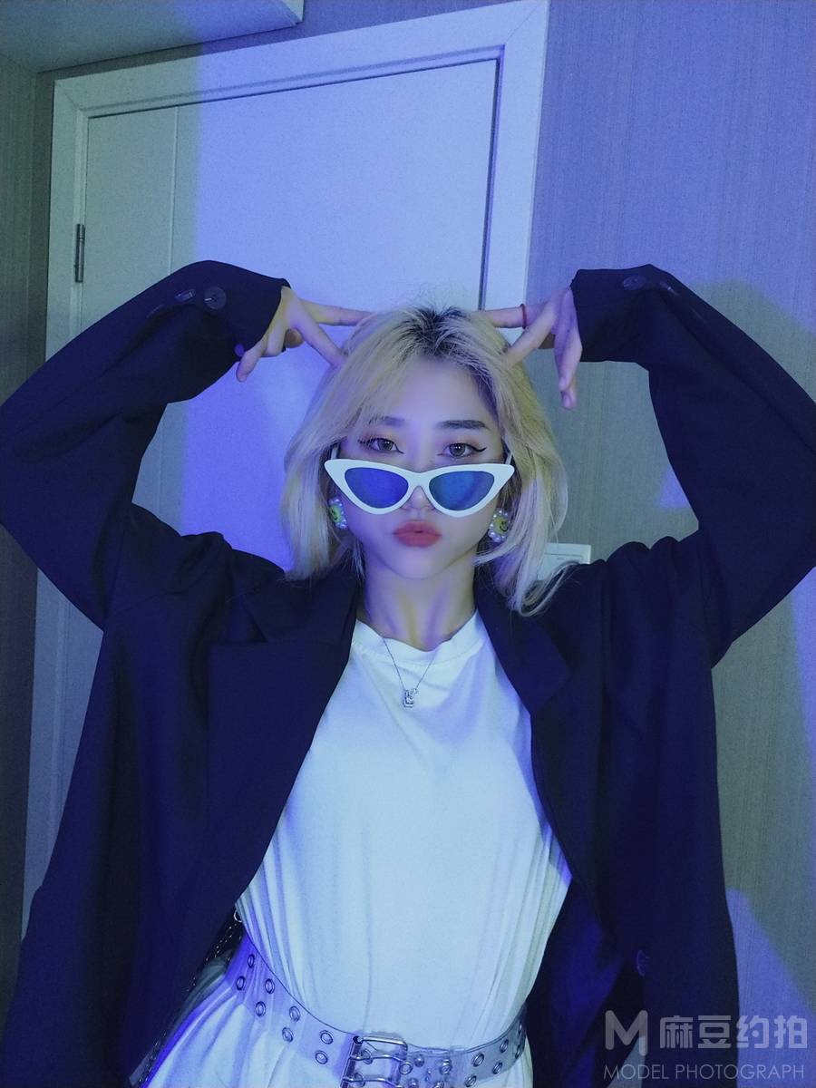 暗黑模特