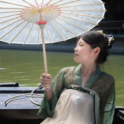 汉服模特