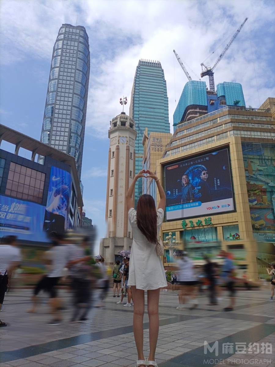 校园模特