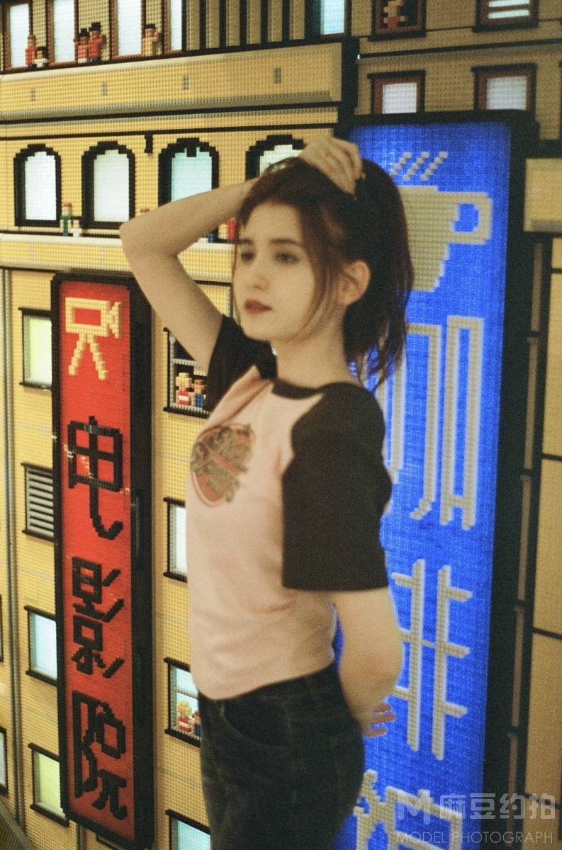 胶片模特