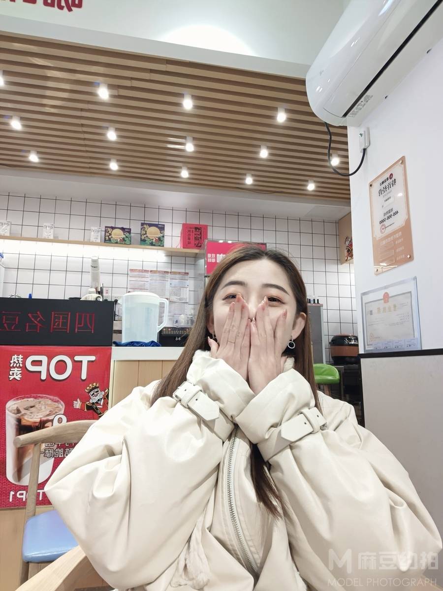 清新模特