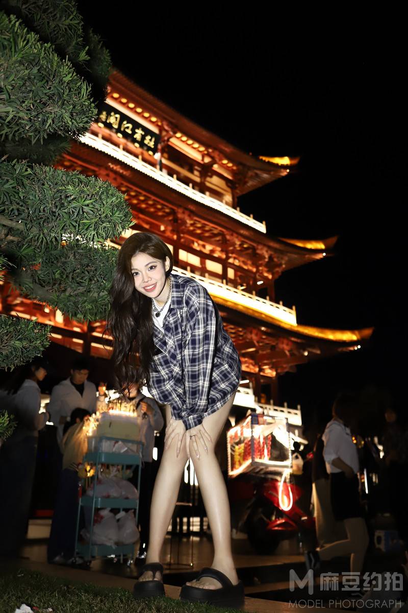 夜景模特