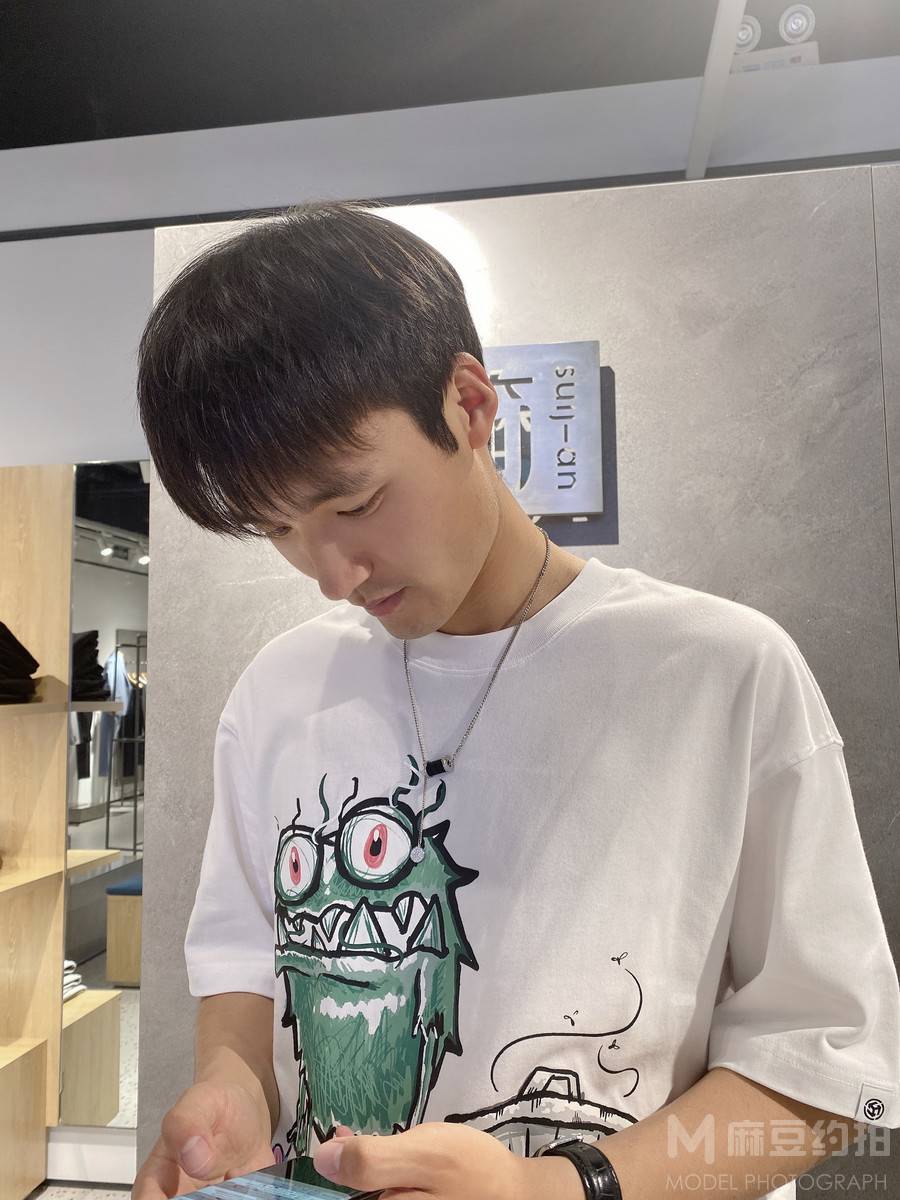 情侣模特