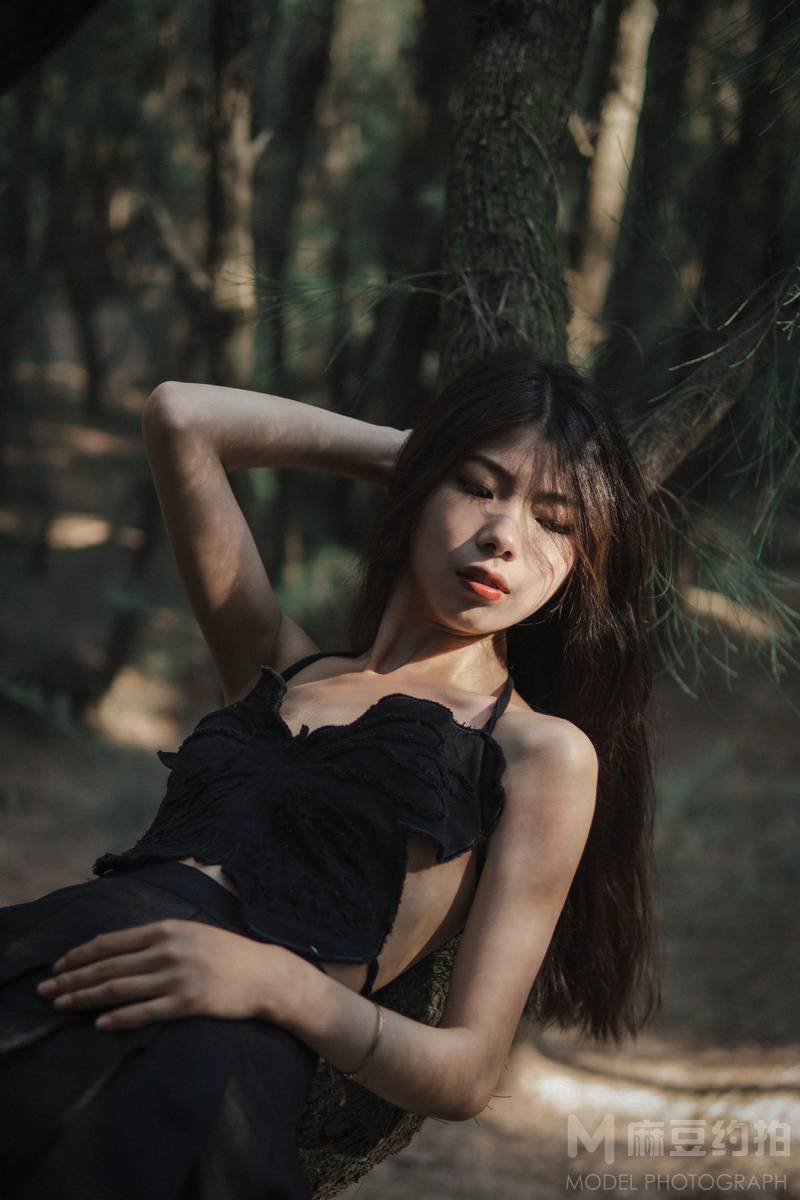 暗黑模特