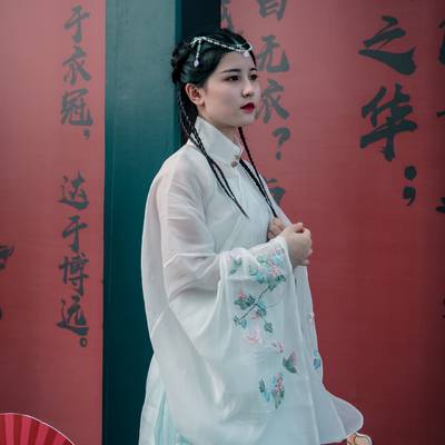 汉服模特