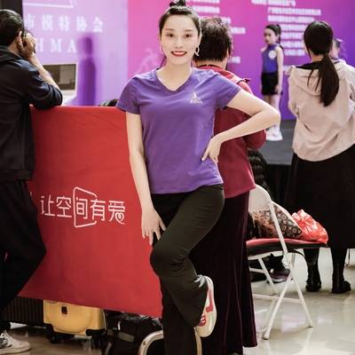 纪实模特