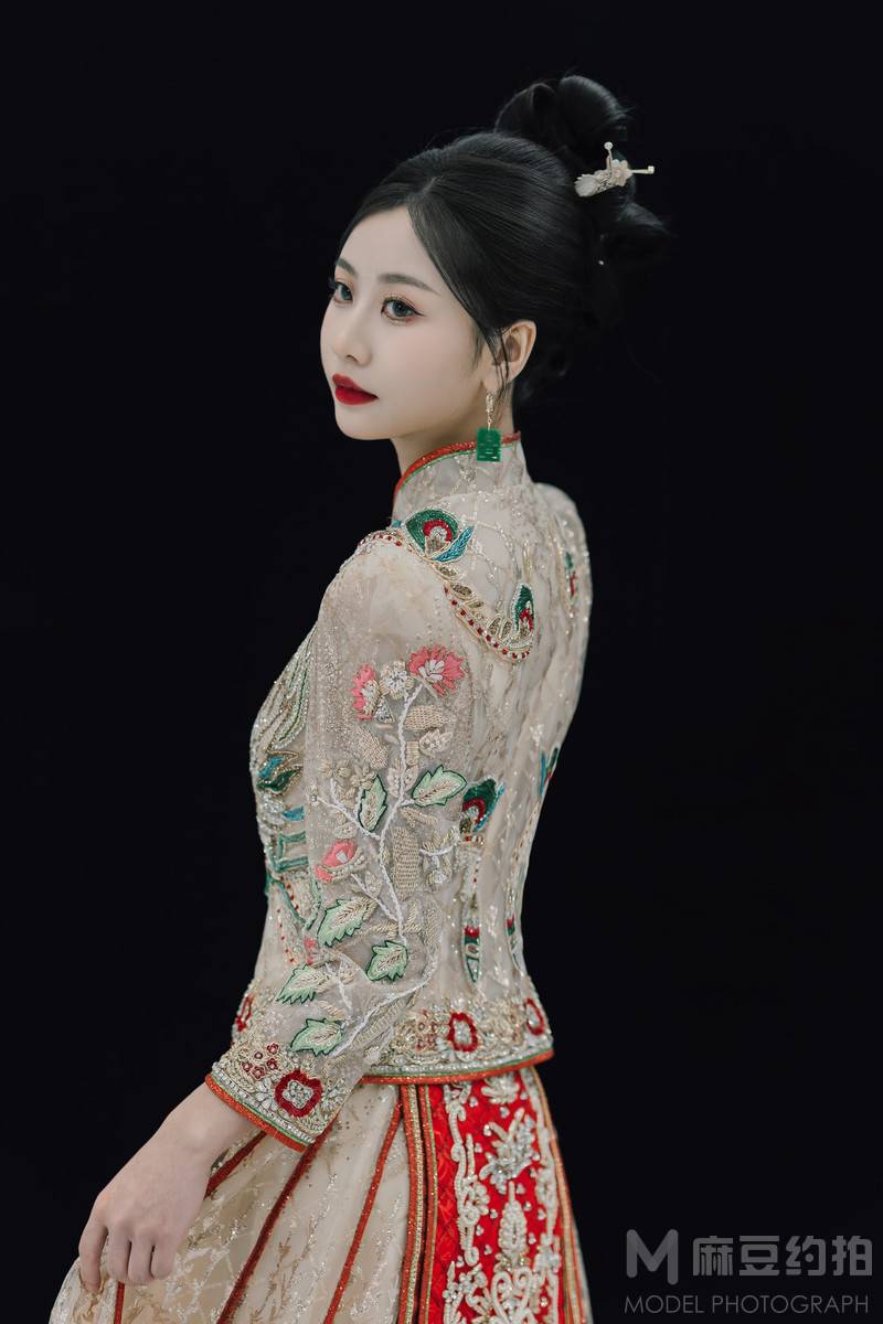 妆容模特