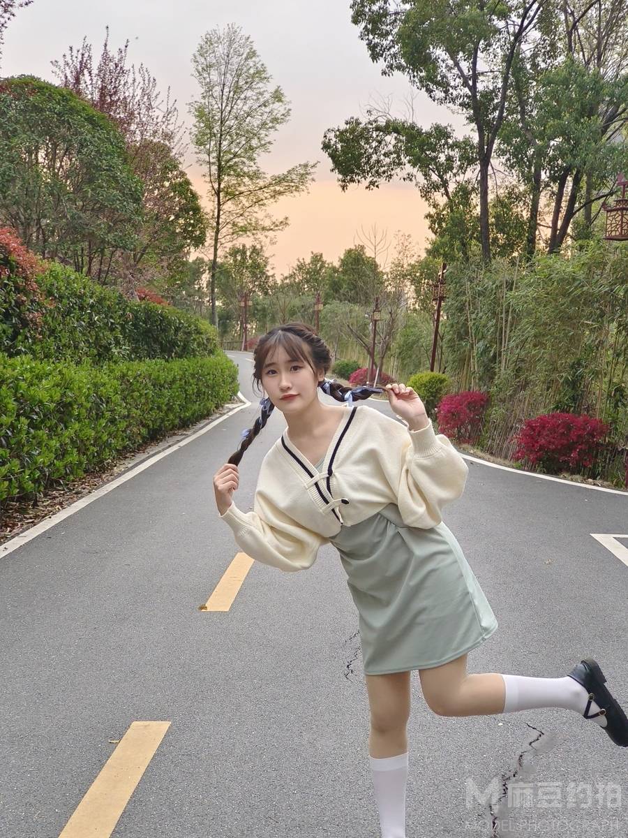 校园模特