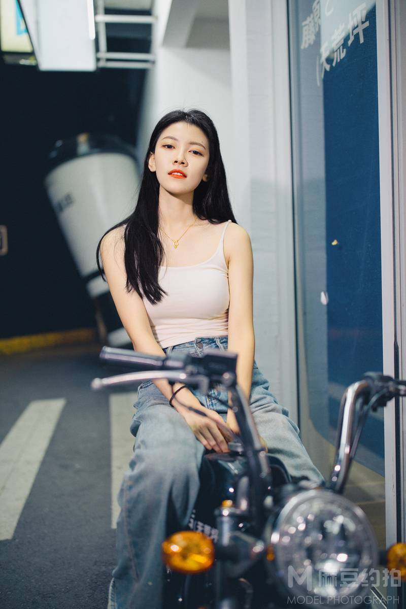 夜景模特