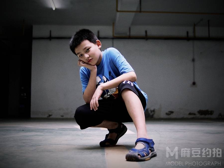情绪模特