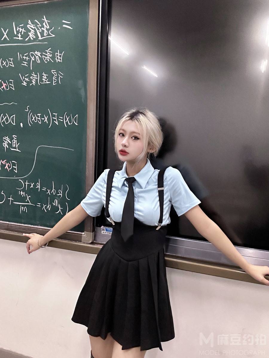 校园模特