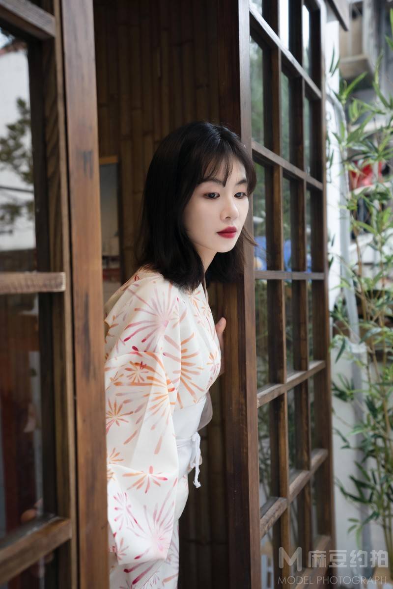 胶片模特