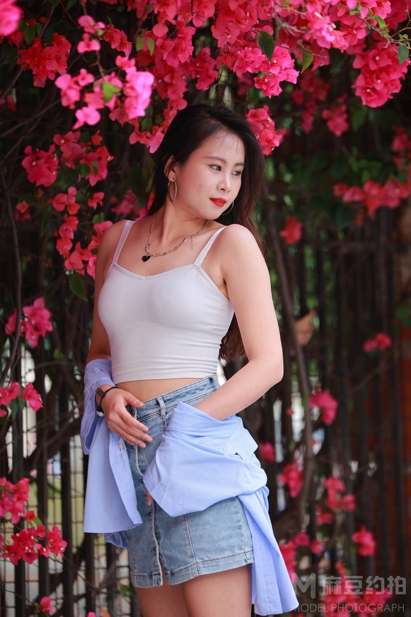 妆容模特