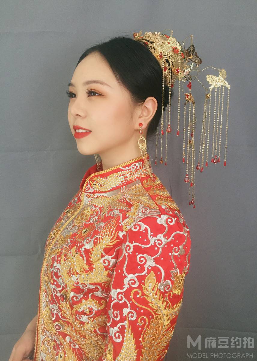 妆容模特