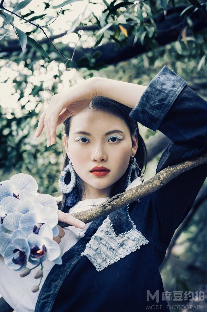 妆容模特