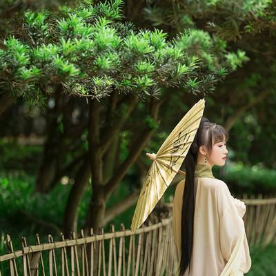 汉服模特