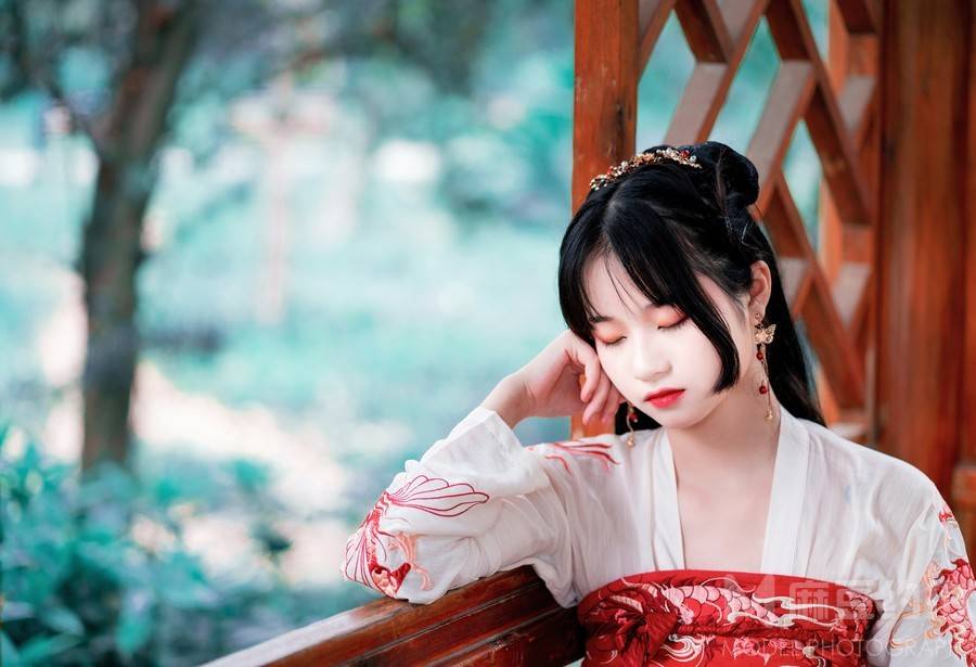汉服模特