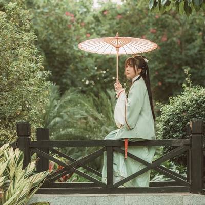 汉服模特