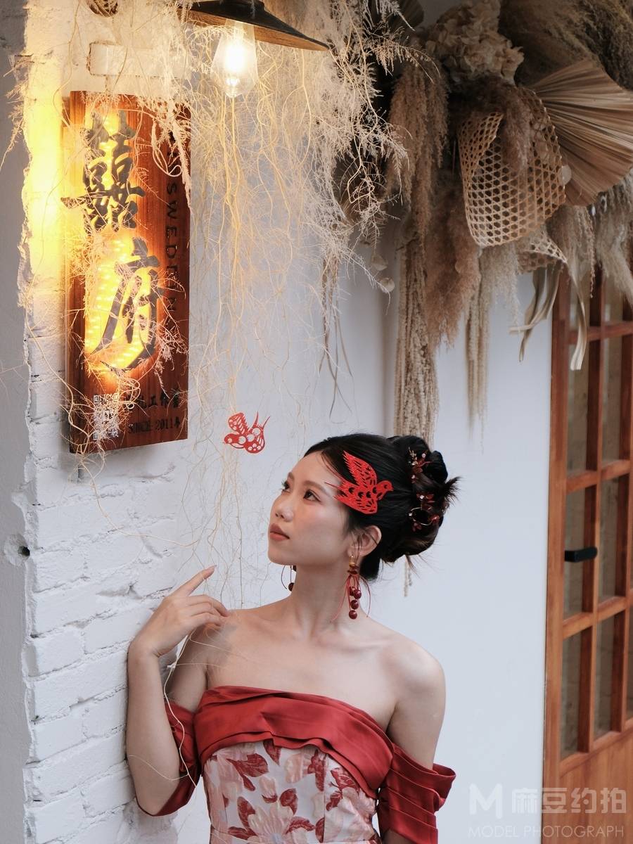 妆容模特