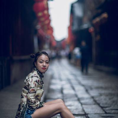 情绪模特
