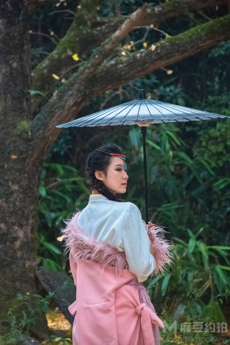 妆容模特
