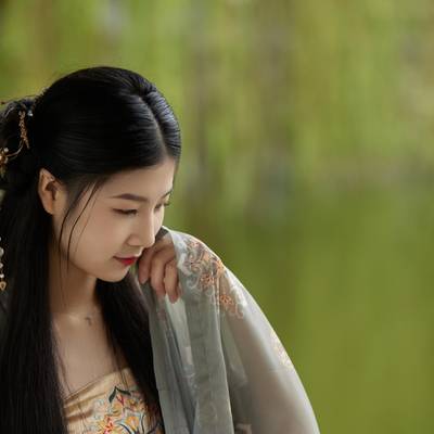 汉服模特