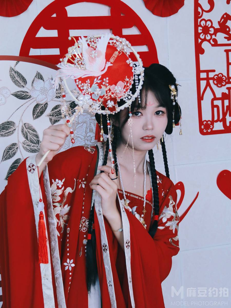 汉服模特