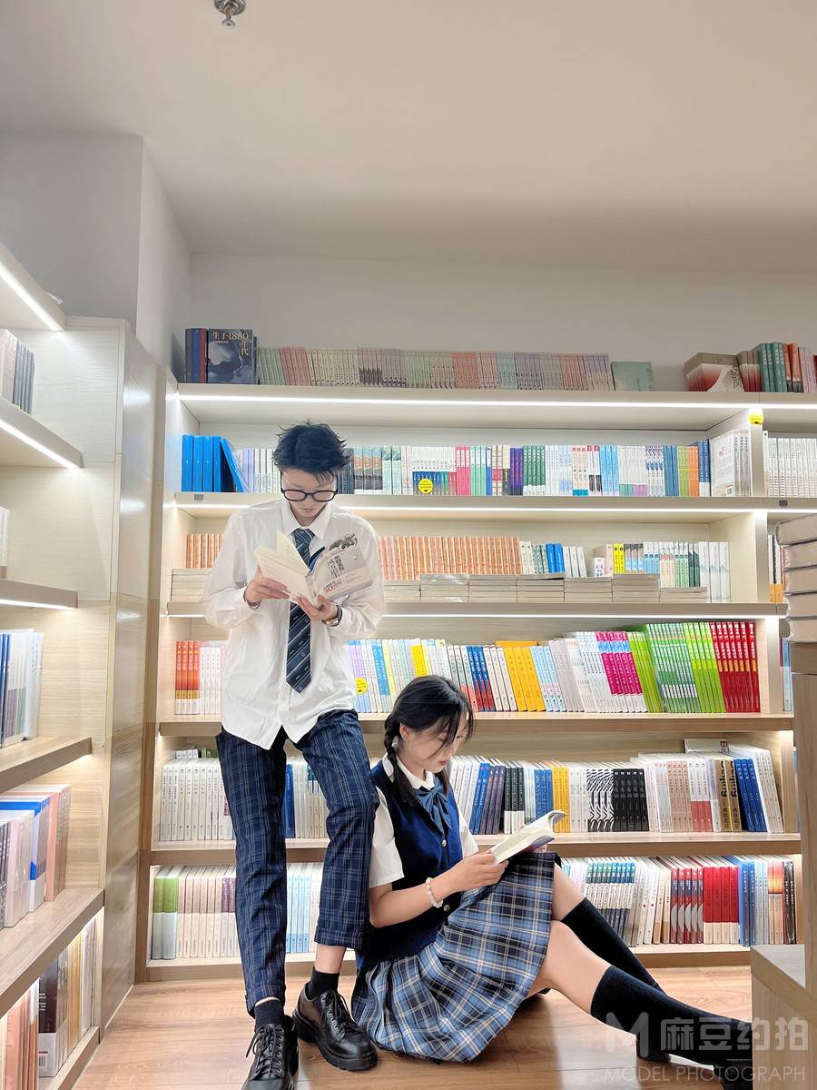 情侣模特