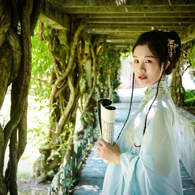 汉服模特