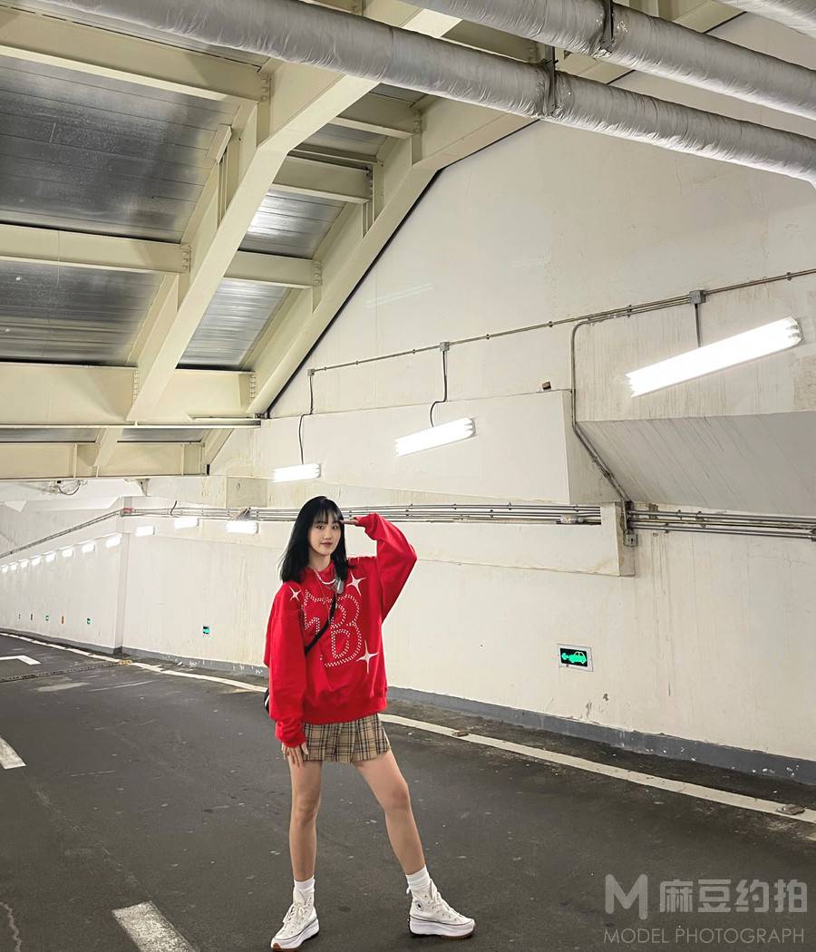 校园模特
