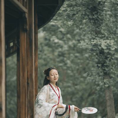 汉服模特