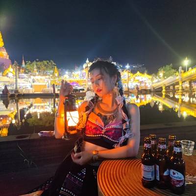 夜景模特