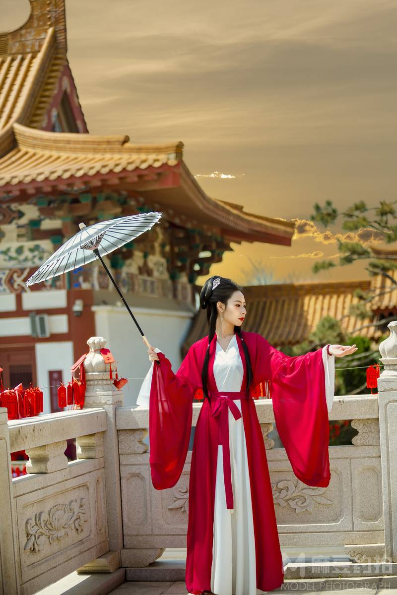 汉服模特