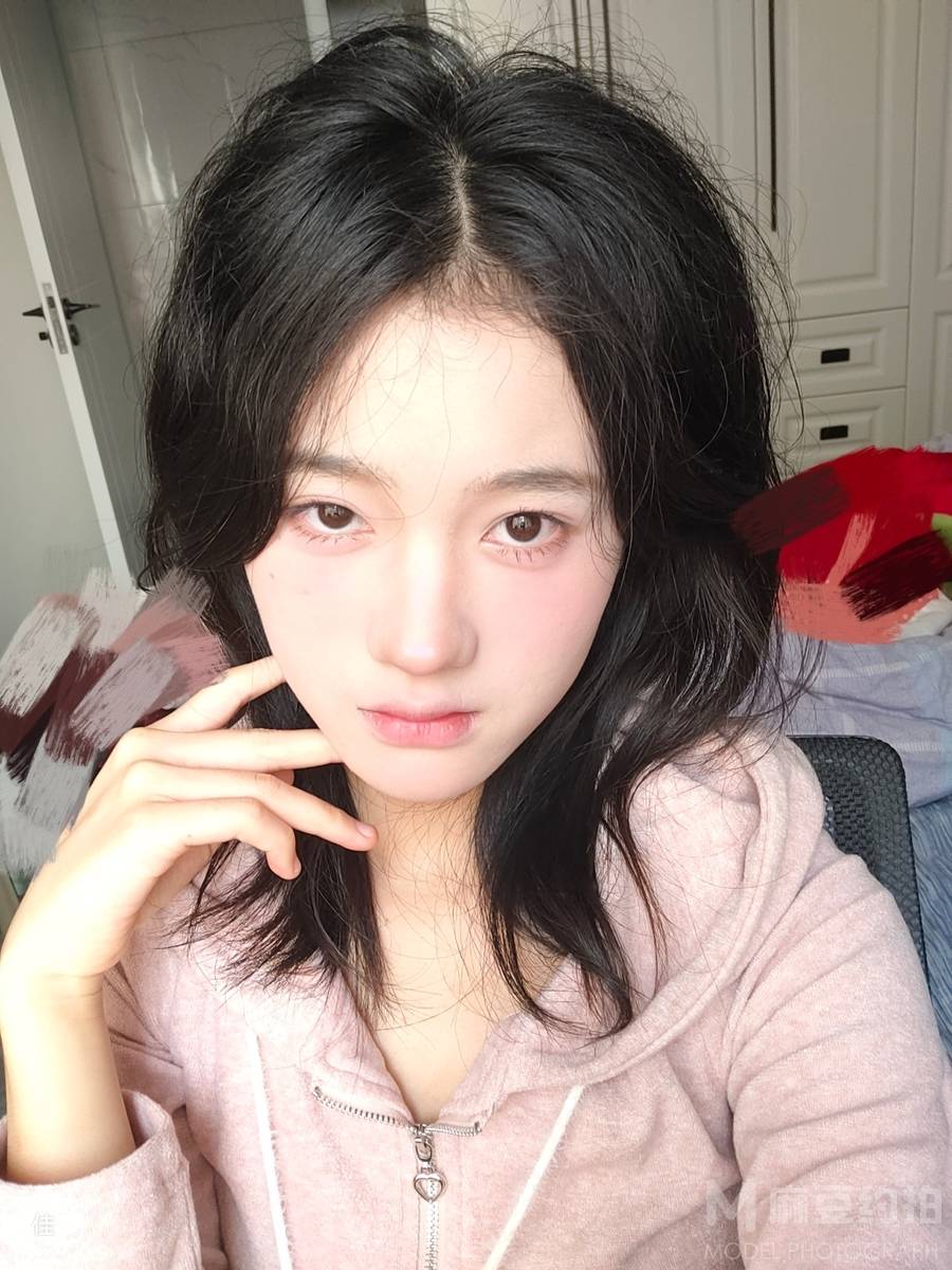 校园模特