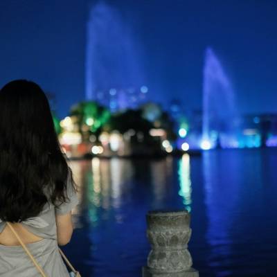 夜景模特