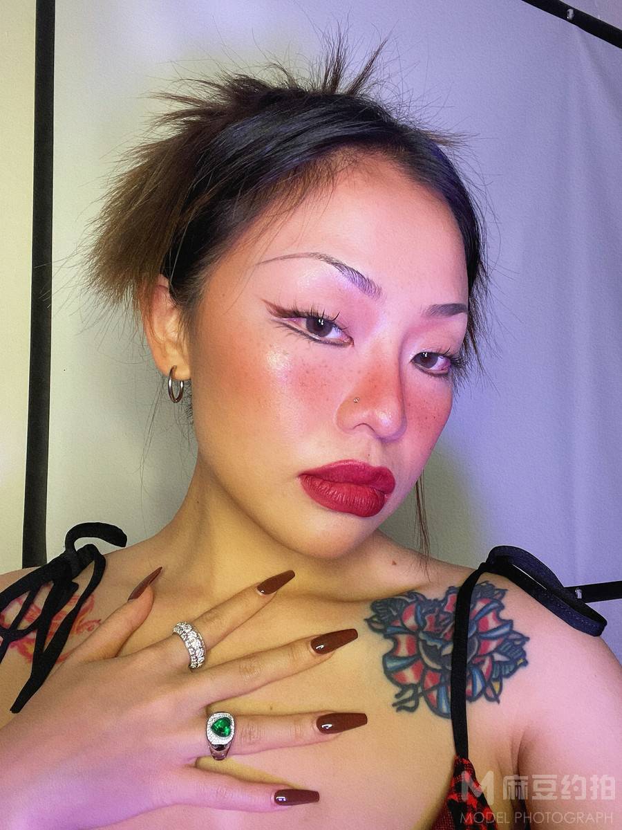 妆容模特
