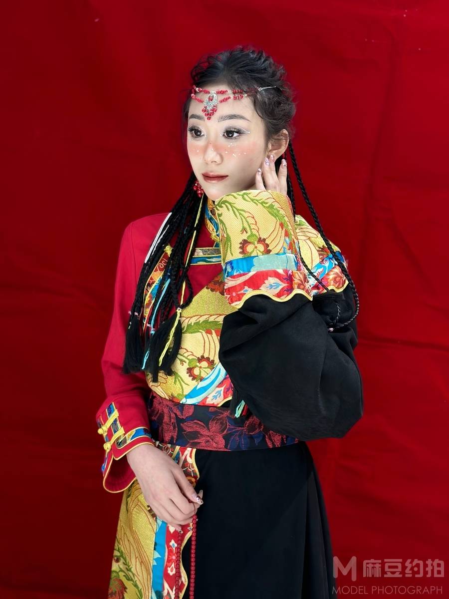 妆容模特