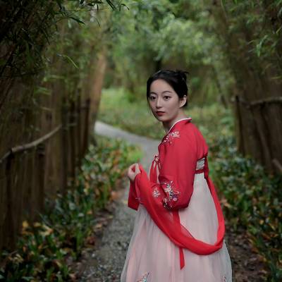 汉服模特